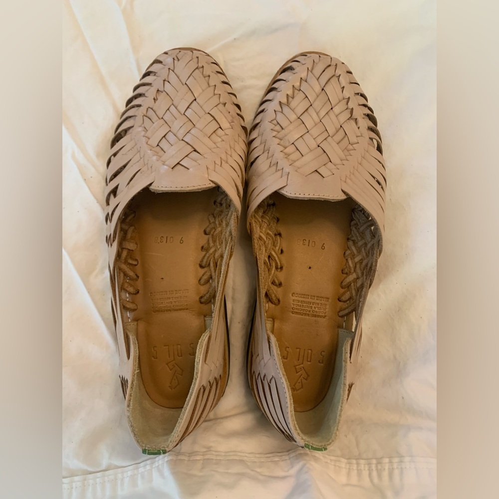 NWOT Sols Ana Huaraches